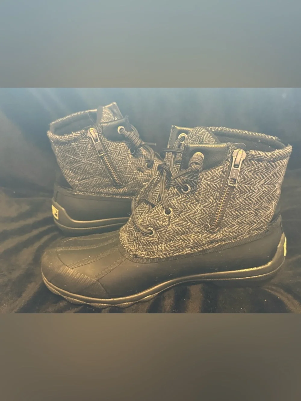 Sperry Women’s Black Tweed Winter Boots